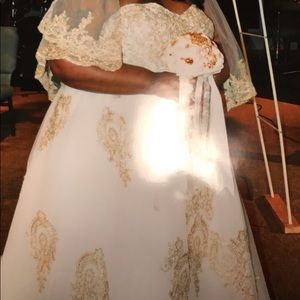 Plus size wedding dress